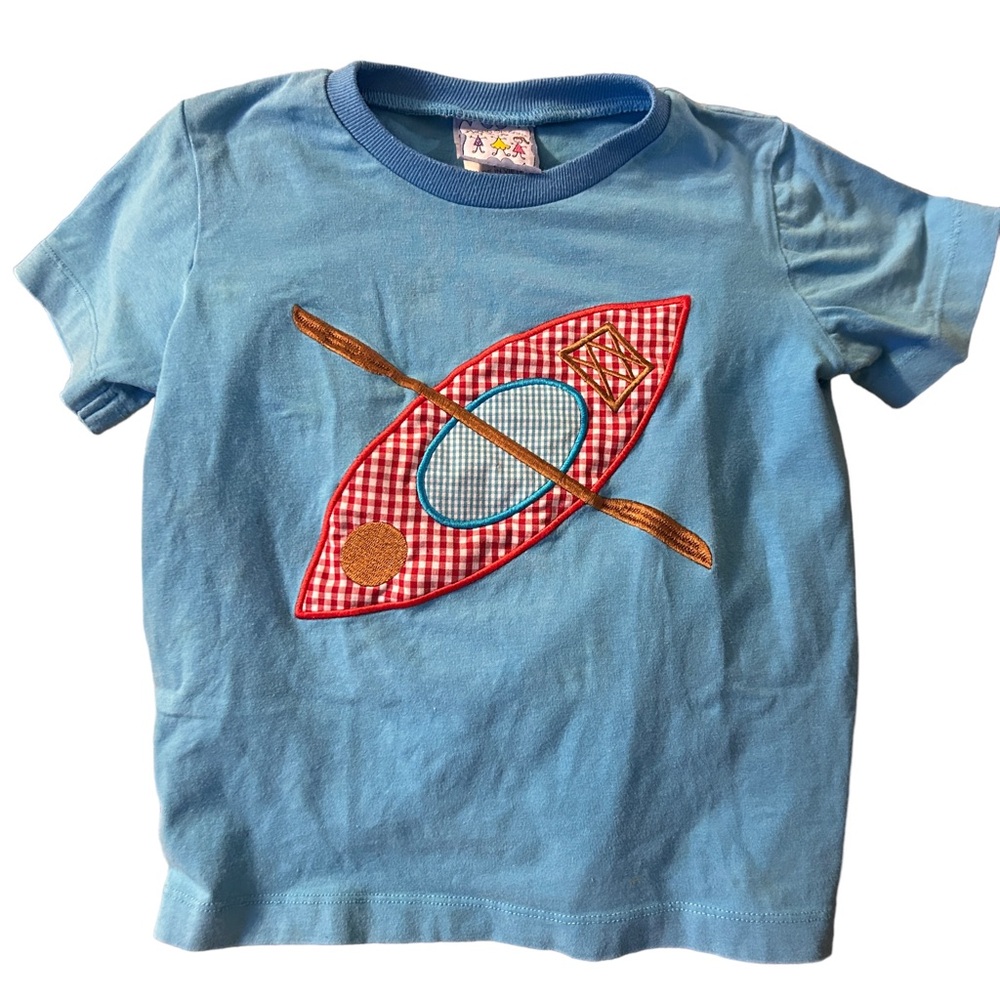 Three Sisters kayak appliquéd tee size 4T